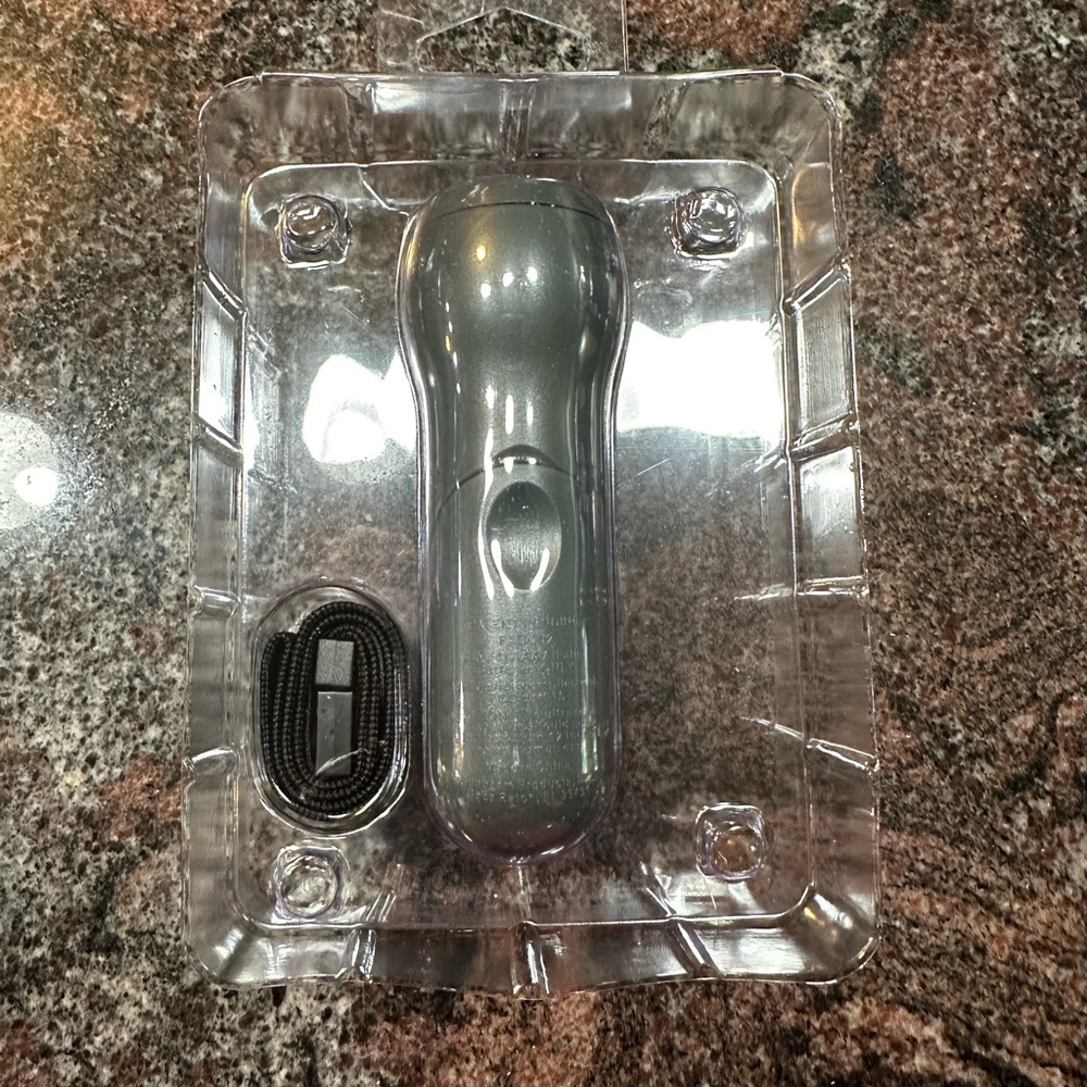 New in box First Alert Bark Genie - Picture 8 of 8